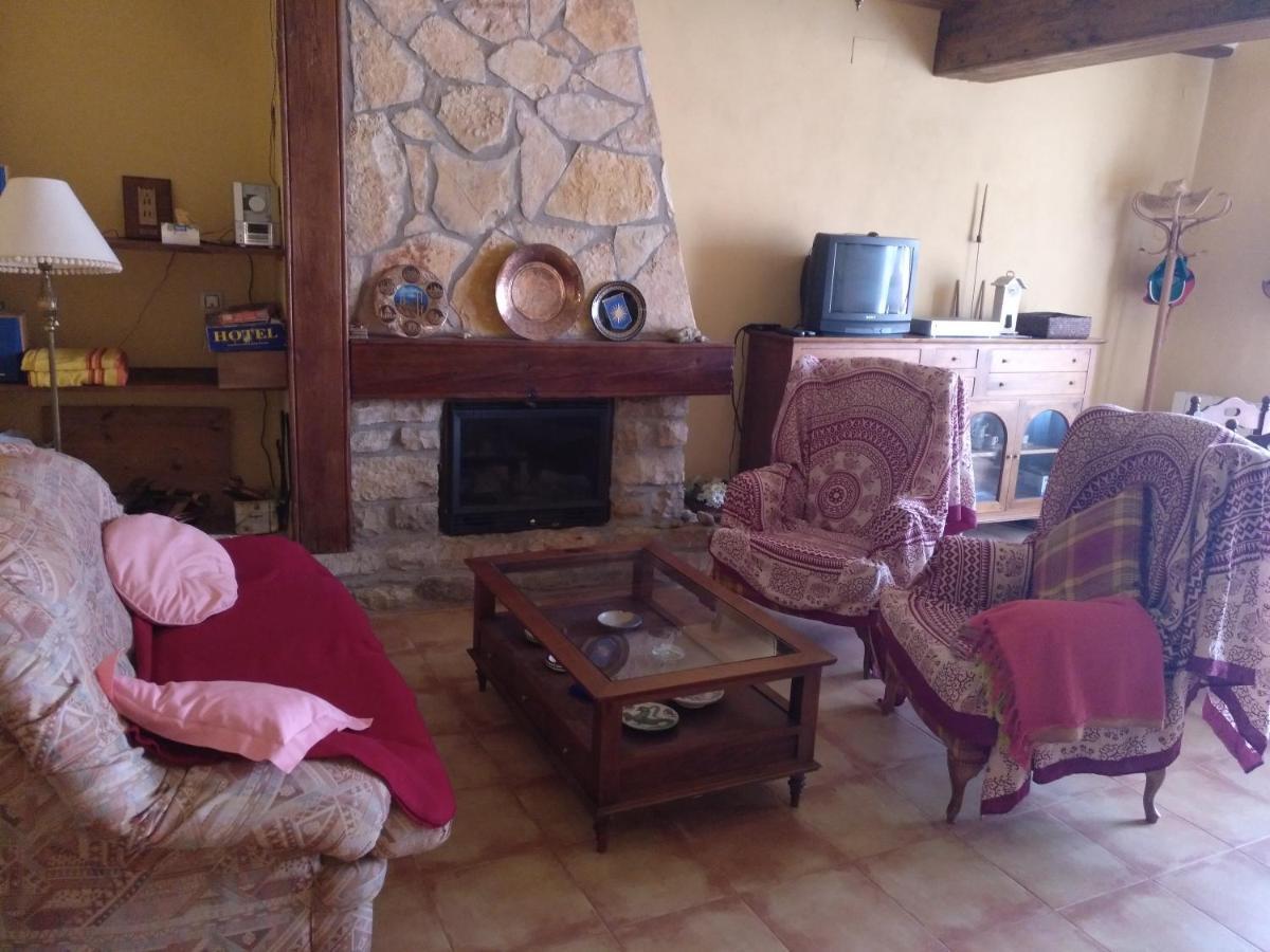 Casa Rural Amador Villarroya de los Pinares Extérieur photo